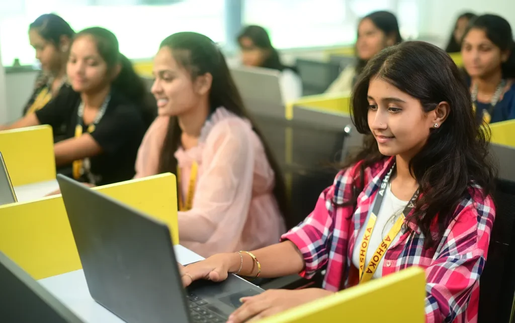 DWDM & Mobile App Dev Lab