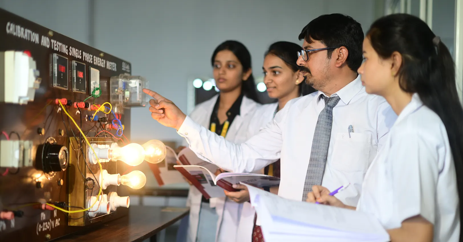 campus-lab-slider-img-2